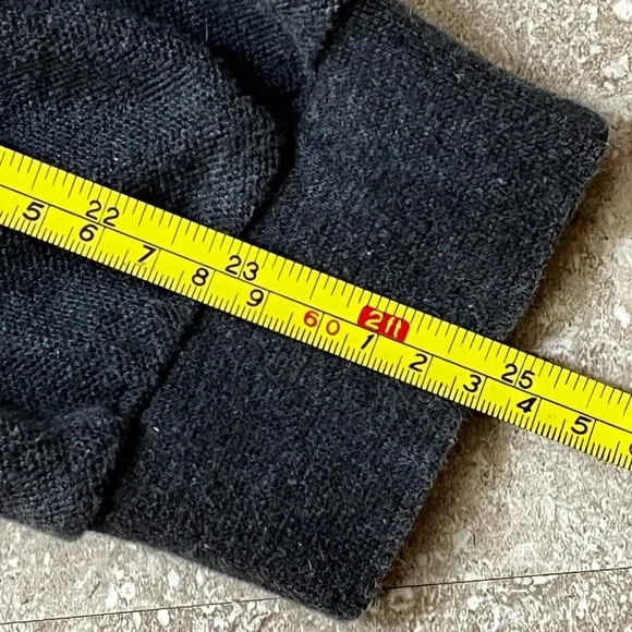 LL BEAN Men's Long Sleeved Polo Shirt - Picture 7 of 8